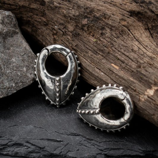 Tribal Clicker Hangers • Silver