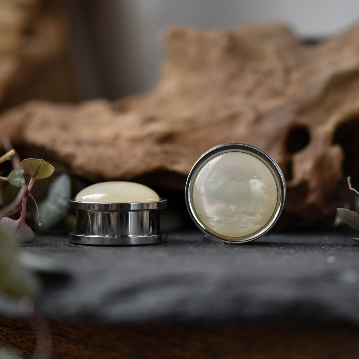 Silver Pearl Plugs