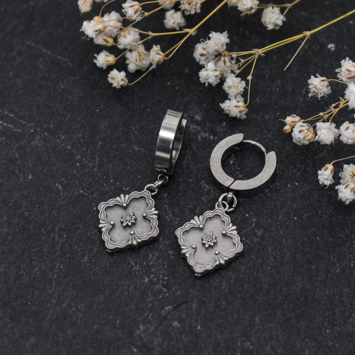Silberne Fleur Hoop Ohrringe