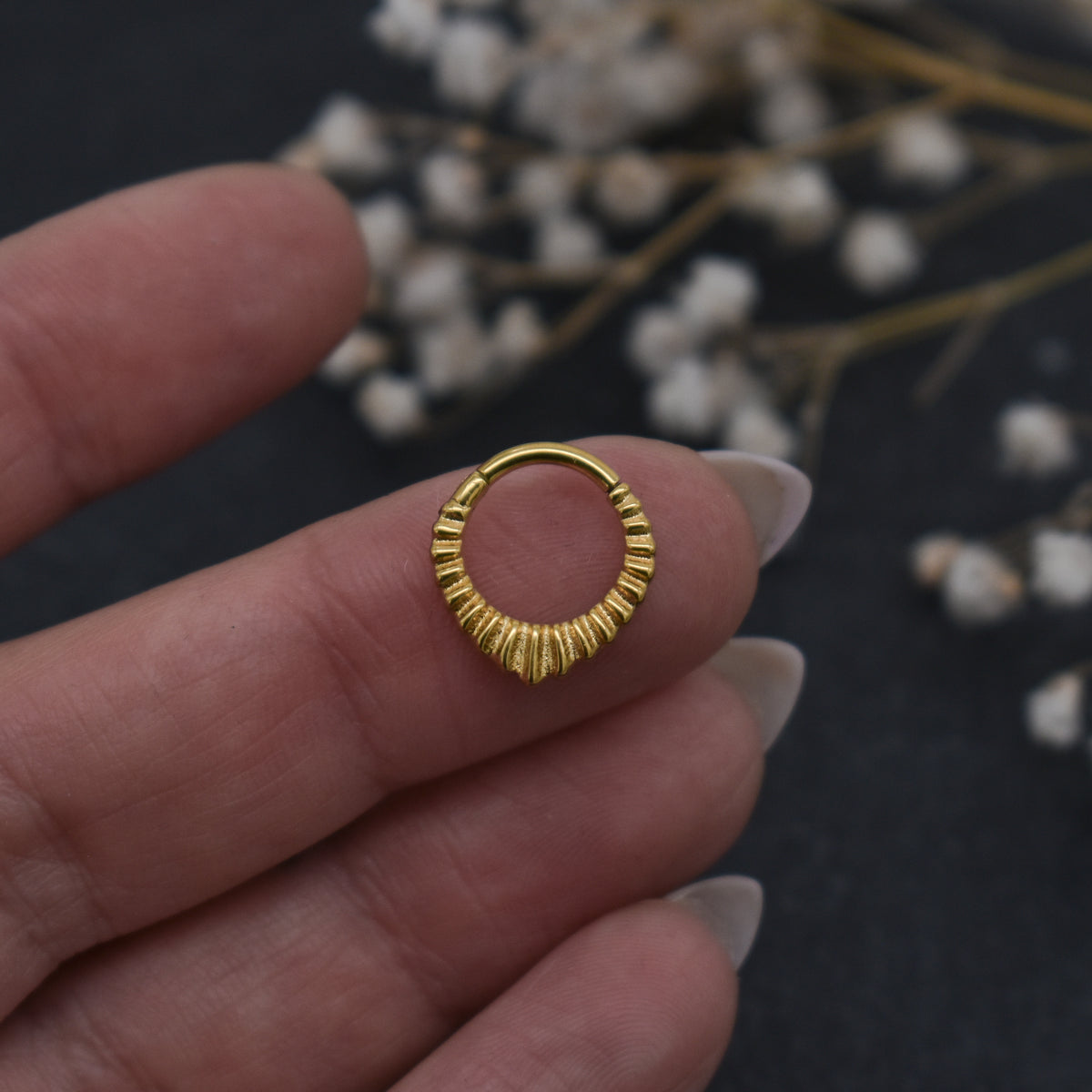 Aura Piercing Clicker