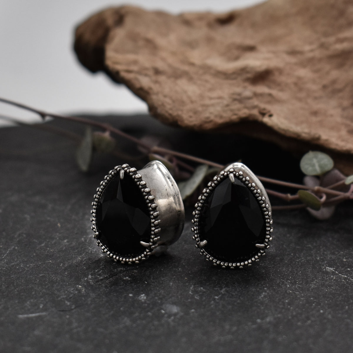 Black Zircon Teardrop Plugs