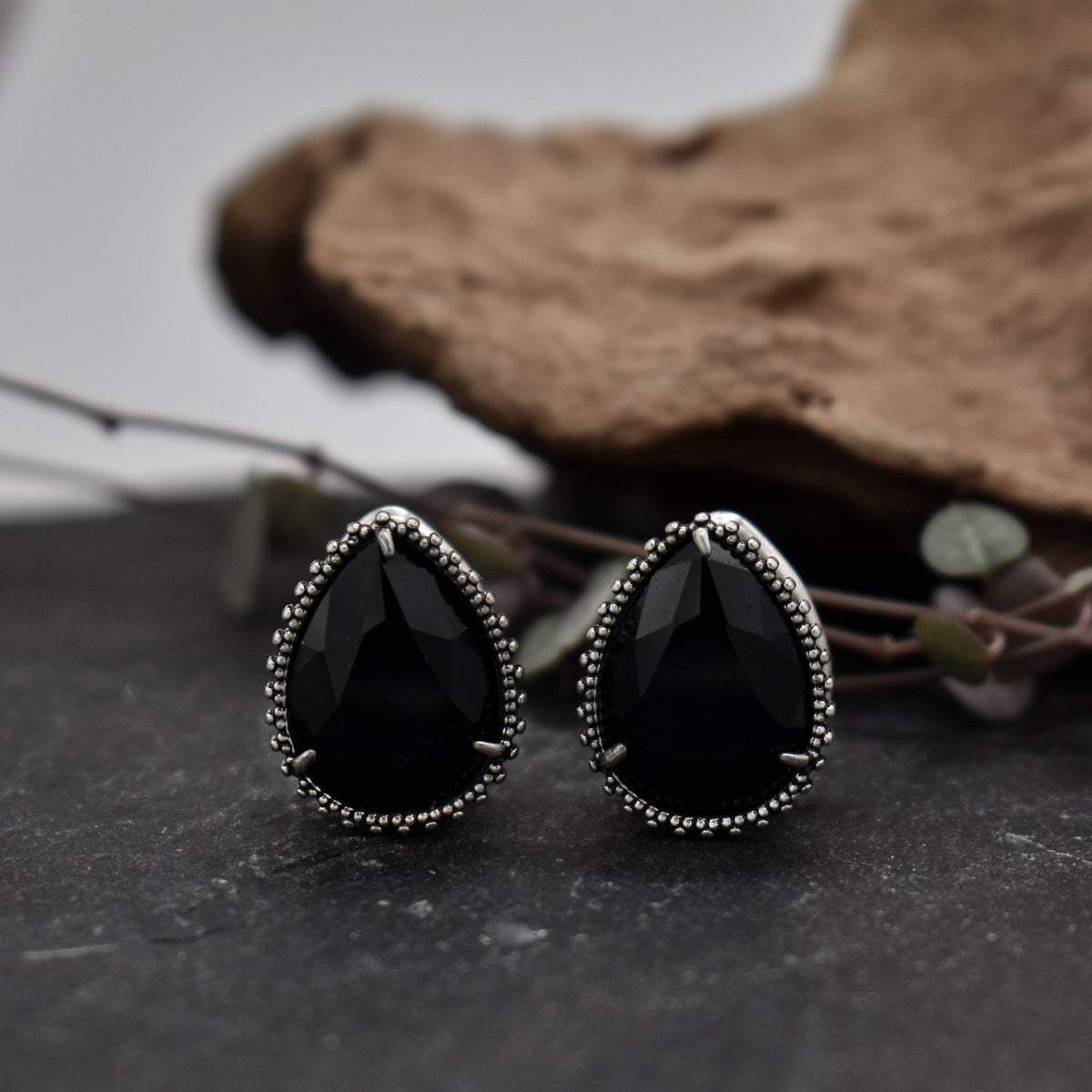 Black Zircon Teardrop Plugs