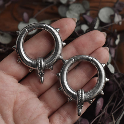 Silberne Tribal Hoop Ohrgewichte