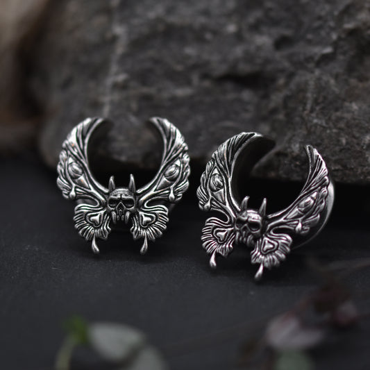 Silver Death's Head Moth Saddle Spreaders