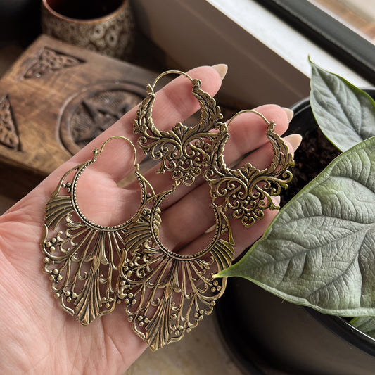 Long Art Nouveau Earrings • Gold
