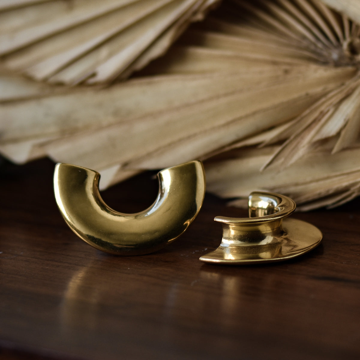Goldene Statement Saddle Spreaders