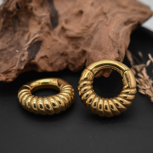 Goldene Wrapped Klicker Ohrgewichte