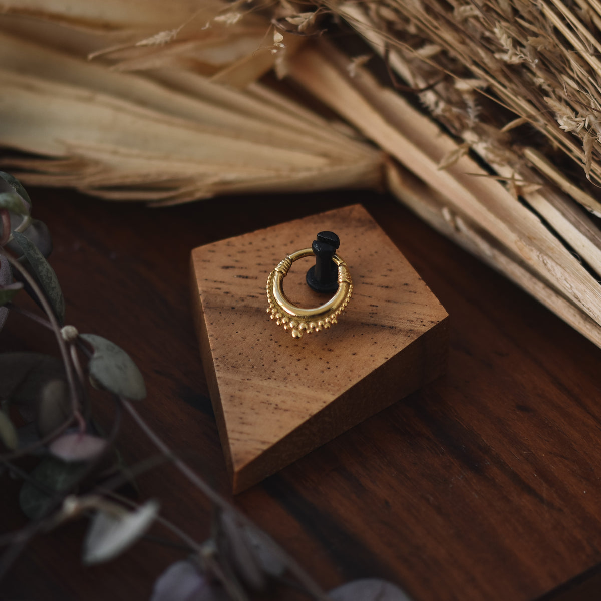 Golden Maya Septum Clicker