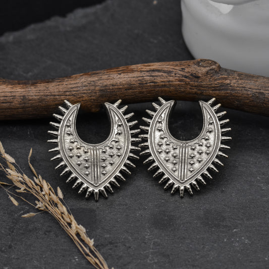 Silver Tribal Shield Saddle Spreaders